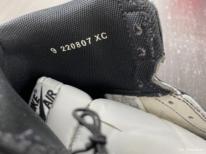 1st Kicks Shoes BQ4422-001 High (2023) Jordan 85 1 Black Retro White 0720